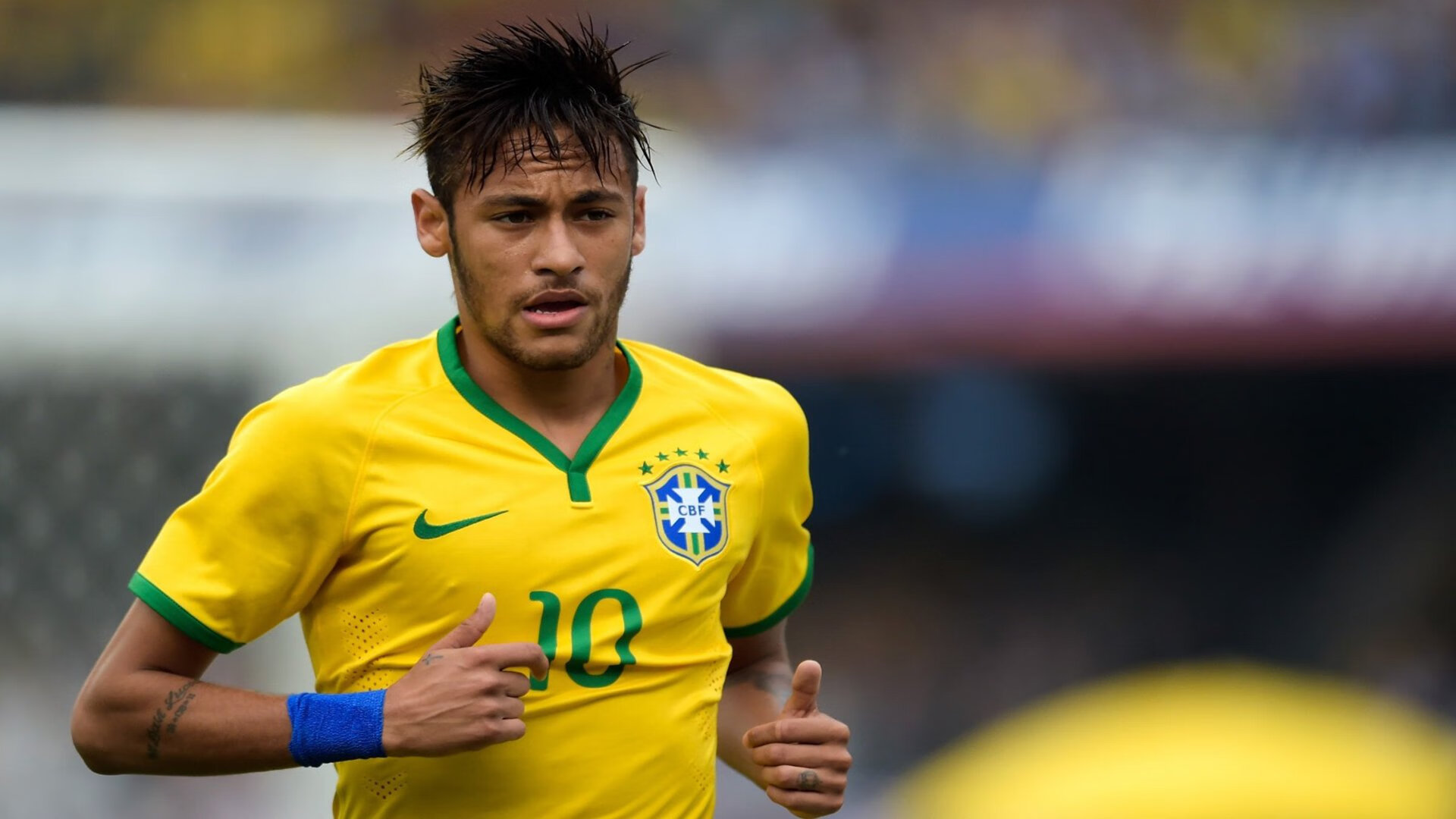 城市艺术体操表演，运动与文化的精彩融合，城市艺术字体设计