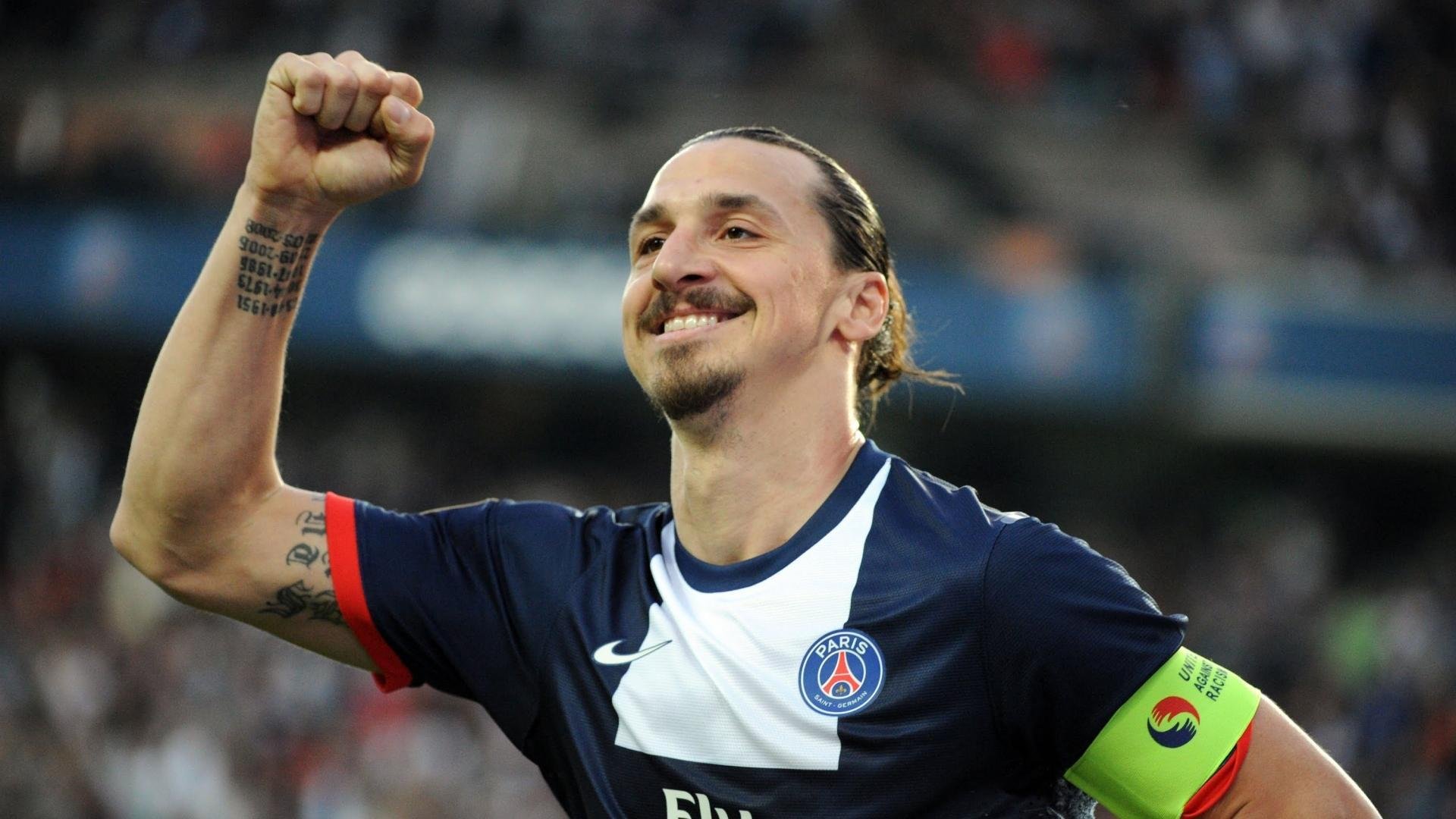 美因茨球队在场上展现出稳定发挥，取得胜利，美因茨现主帅是谁